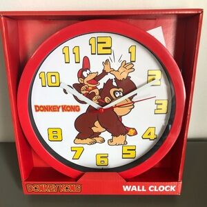 Donkey Kong Retro Analog Wall Clock NWT